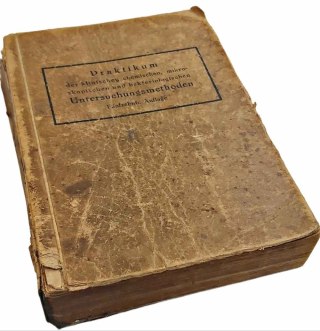 PRAKTIKUM DER KLINISCHEN MIKROSKOPISCHEN UN BAKTERIOLOG wyd. 1944 rok
