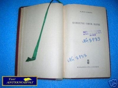 KORZENIE OBOK RZEKI - R.Łoboda