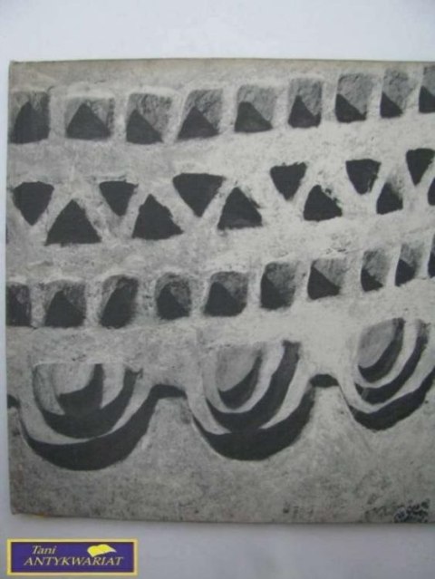 STAROŻYTNE ZABYTKI ARCHITEKTURY PSKOW