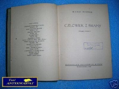 CZŁOWIEK Z BRAMY - M. Rusinek