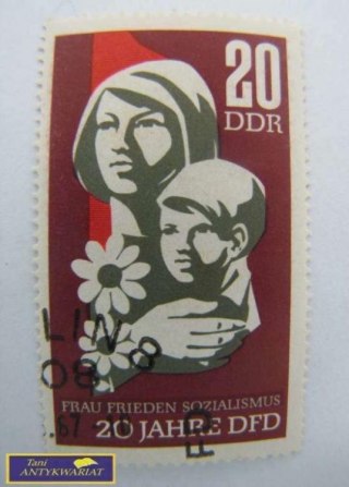 ZNACZEK - FRAU FRIEDEN SOZIALISMUS 20 JAHRE DFD