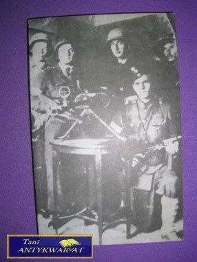 UMIERAJĄC ŻYJEMY - Julian Eugeniusz Kulski