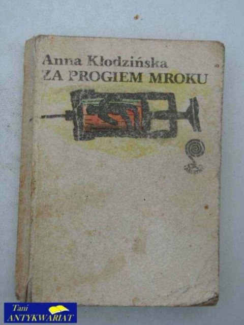 ZA PROGIEM MROKU