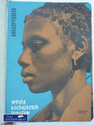 WYSPA KOCHAJĄCYCH LEMURÓW