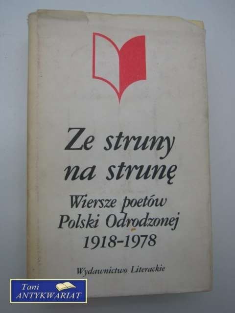 ZE STRUNY NA STRUNĘ