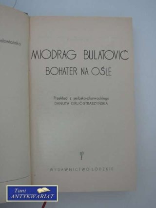 BOHATER NA OŚLE