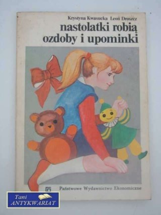NASTOLATKI ROBIĄ OZDOBY I UPOMINKI