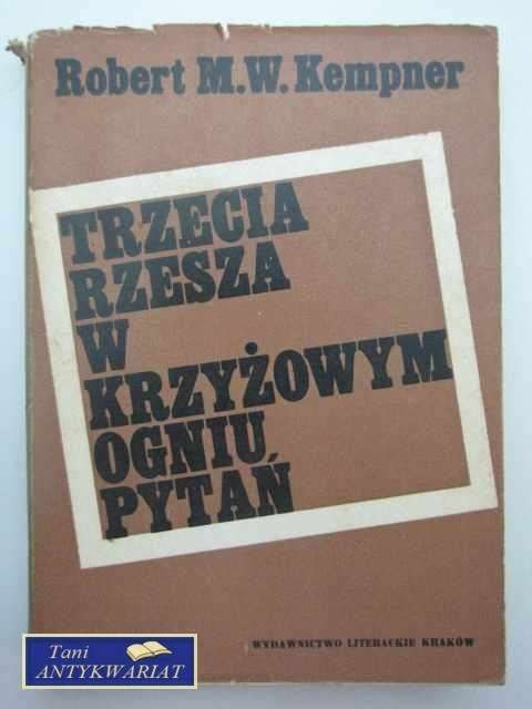 III RZESZA W KRZYŻOWYM OGNIU PYTAŃ