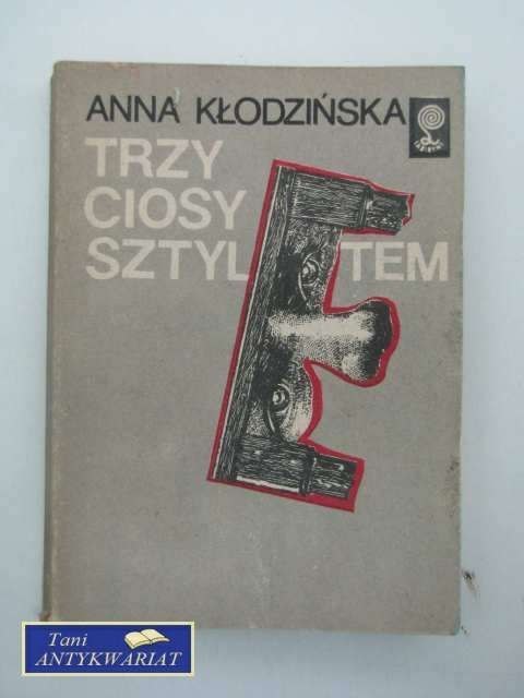 TRZY CIOSY SZTYLETEM