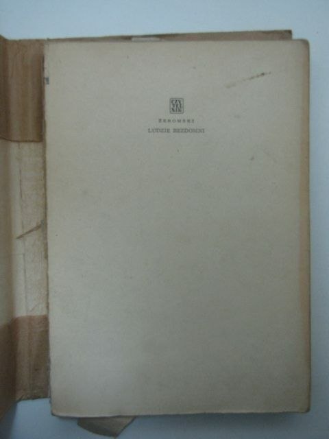 LUDZIE BEZDOMNI