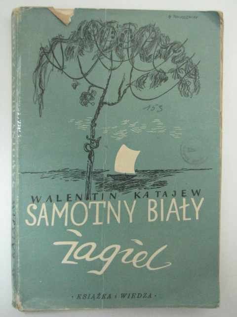 SAMOTNY BIAŁY ŻAGIEL