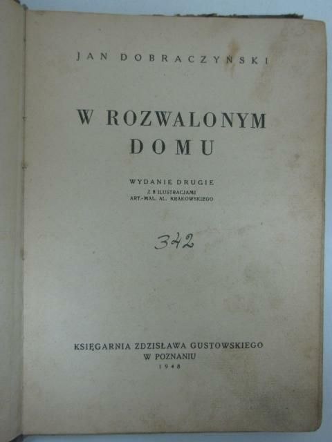 W ROZWALONYM DOMU