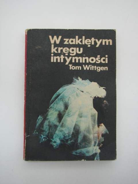 W ZAKLĘTYM KRĘGU INTYMNOŚCI