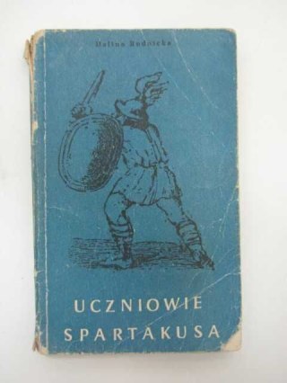 UCZNIOWIE SPARTAKUSA