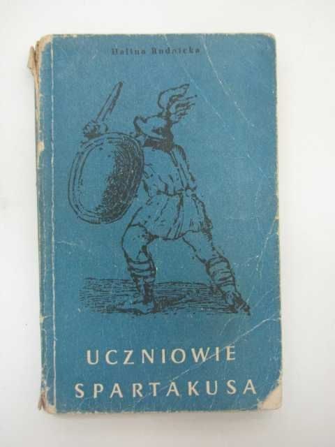 UCZNIOWIE SPARTAKUSA