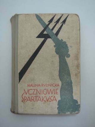 UCZNIOWIE SPARTAKUSA