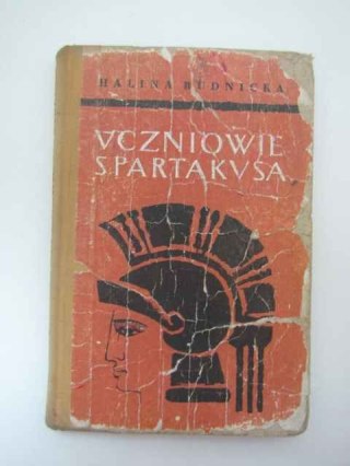UCZNIOWIE SPARTAKUSA