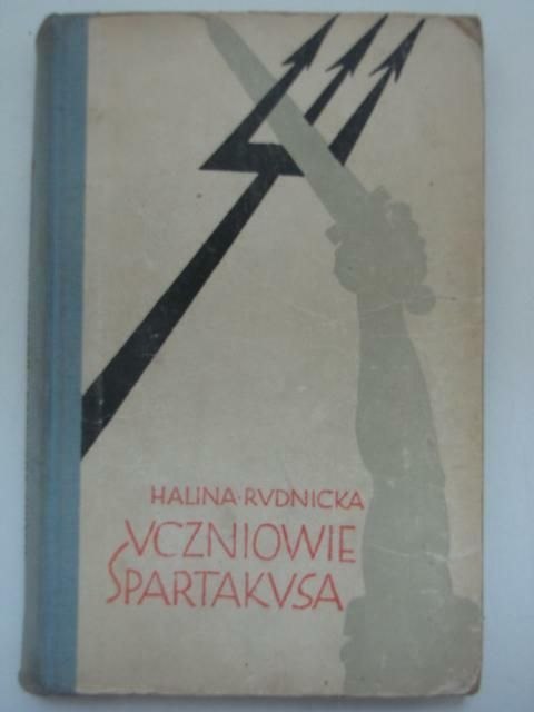 UCZNIOWIE SPARTAKUSA