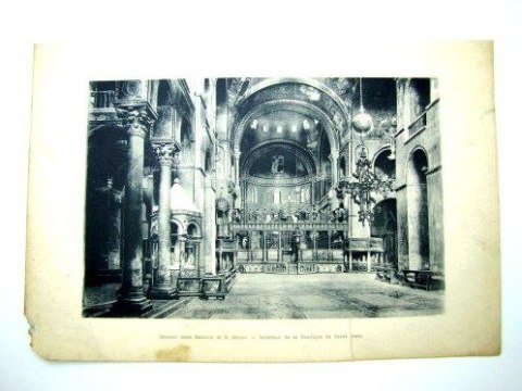 WNĘTRZE DELLA BASILICA