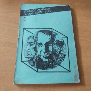 Adam jeden z nas