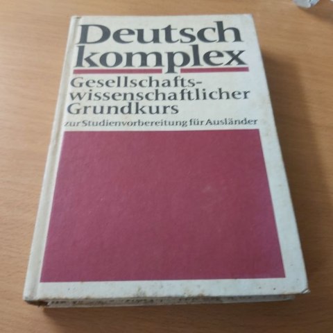 Deutsche komplet Gesellschafts wissenschaftlicher Grundkurs