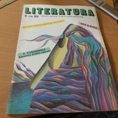 Literatura 4 (79) 89 Kwiecień