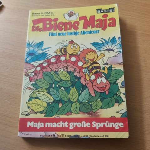 Maja macht grose Sprunge się Biene Maja
