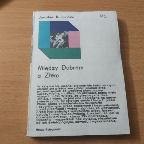 Między dobrem a złem