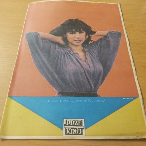 Przekrój nr 1915 z 21 lutego 1982 roku.