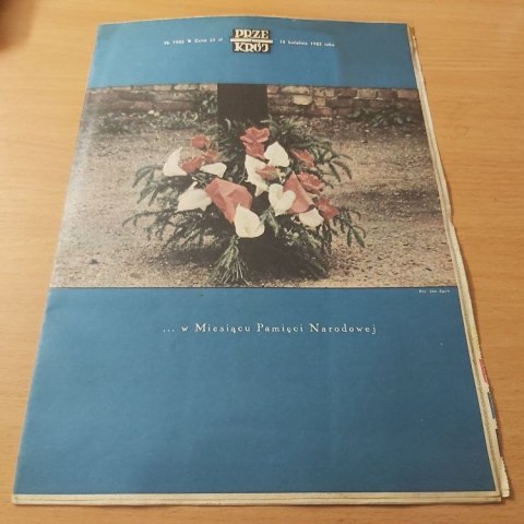 Przekrój nr 1923 z 18 kwietnia 1982 roku.