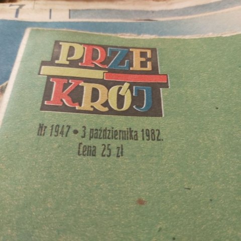 Przekrój nr 1947 z 3 października 1982 roku.