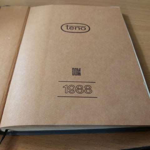 Teno 1988 rok kalendarz z 1988 roku. Czysty niewypełniony