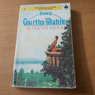 W obcym kraju