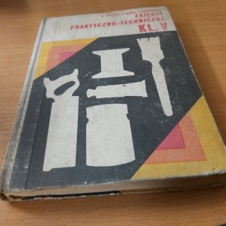 Zajęcia praktyczne - techniczne kl. 5 wyd. 1973 rok.