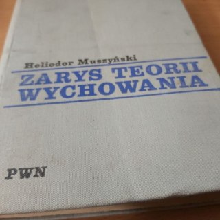 Zarys Teorii Wychowania wyd. 1977 rok.