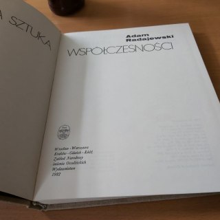 Żywa Sztuka Współczesna