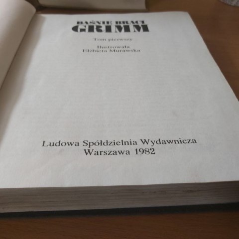 Baśnie braci Grimm TOM 1