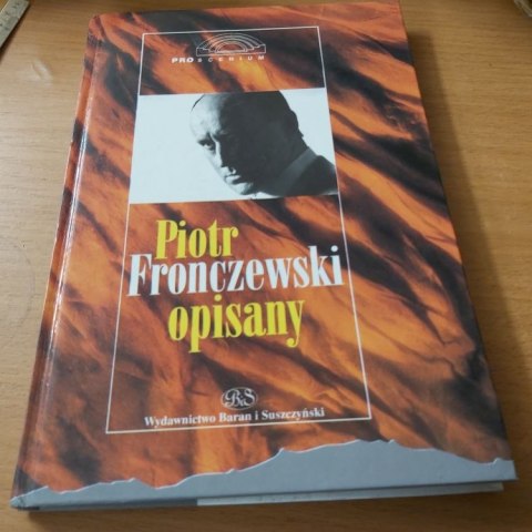 Piotr Fronczewski opisany