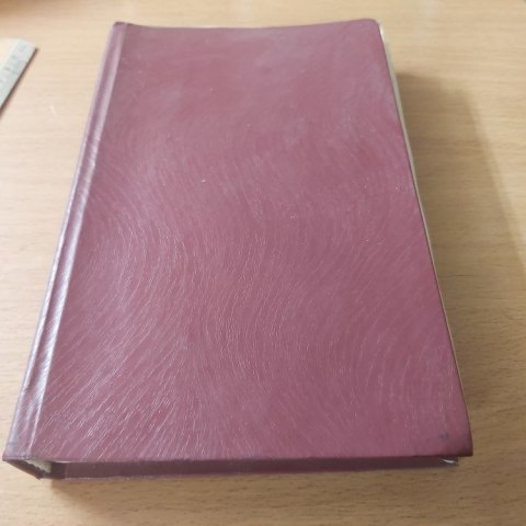 Poezje Staffa wstępem opatrzył Bohdan Zadura