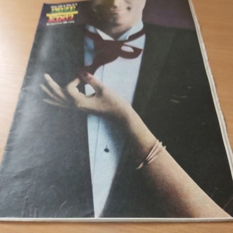 Przekrój nr 2276 z 22 stycznia 19i9 roku.