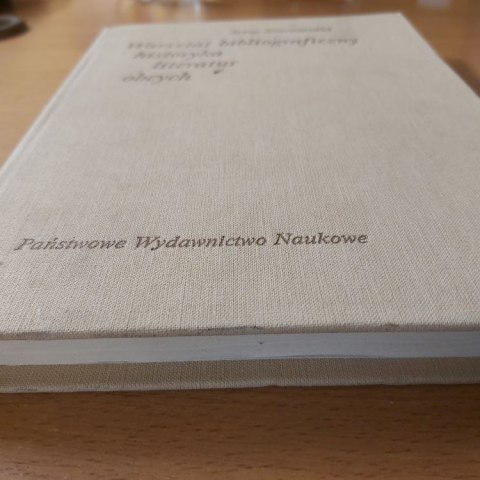 Warsztat bibliograficzny historyka literatur obcych
