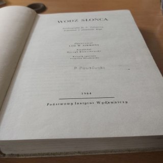 Wódz Słonća autobiografia D.C. Talayesvy indianina z plemienia Hopi.