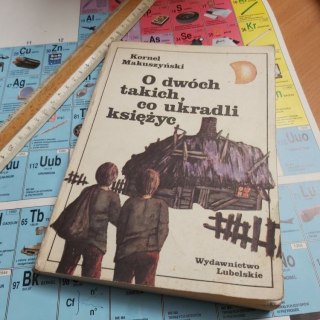 O dwóch takich co ukradli księżyc.