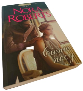 CIENIE NOCY Nora Roberts